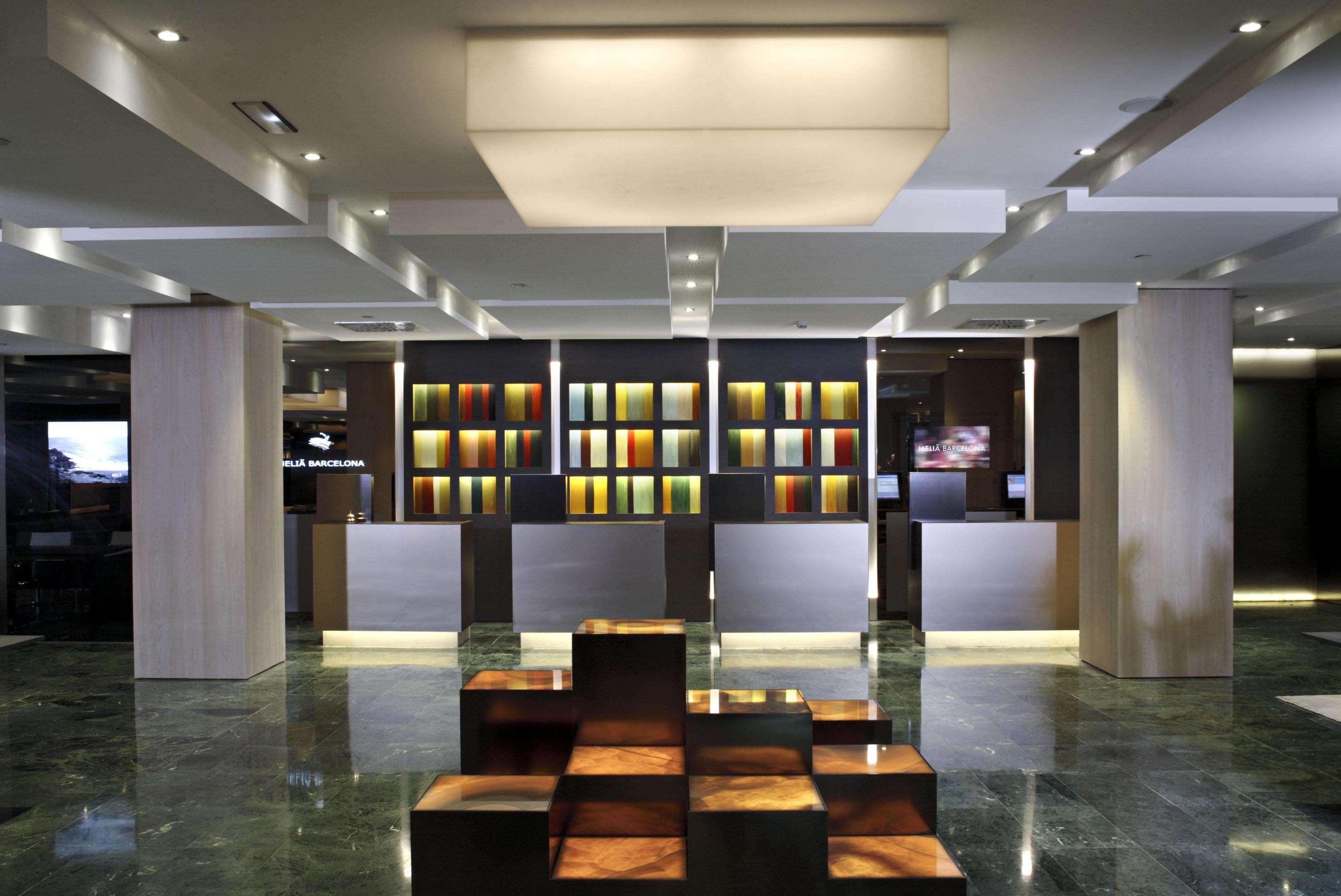Hotel Melia Barcelona Sarria Exteriér fotografie Lobby
